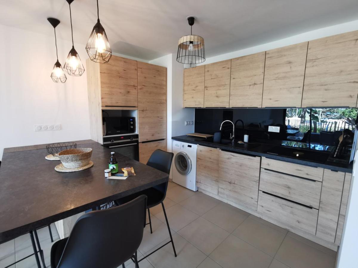 Les Ganivelles Apartment ดงวิลล์-เลส์-แบงส์ ภายนอก รูปภาพ